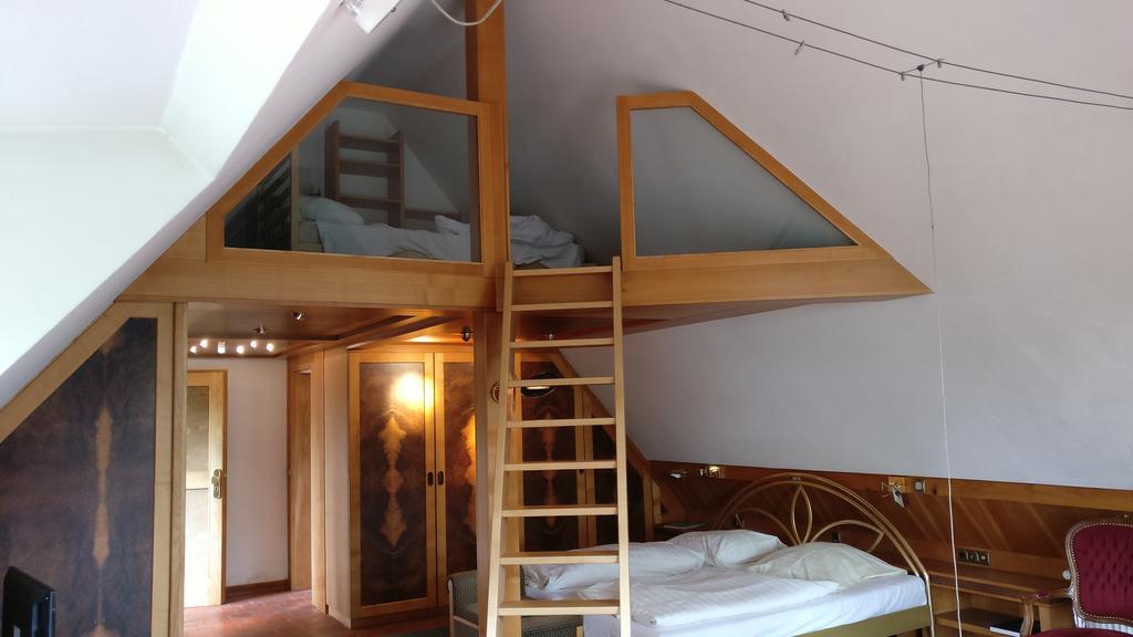 Hotel Hessler Maintal Kültér fotó